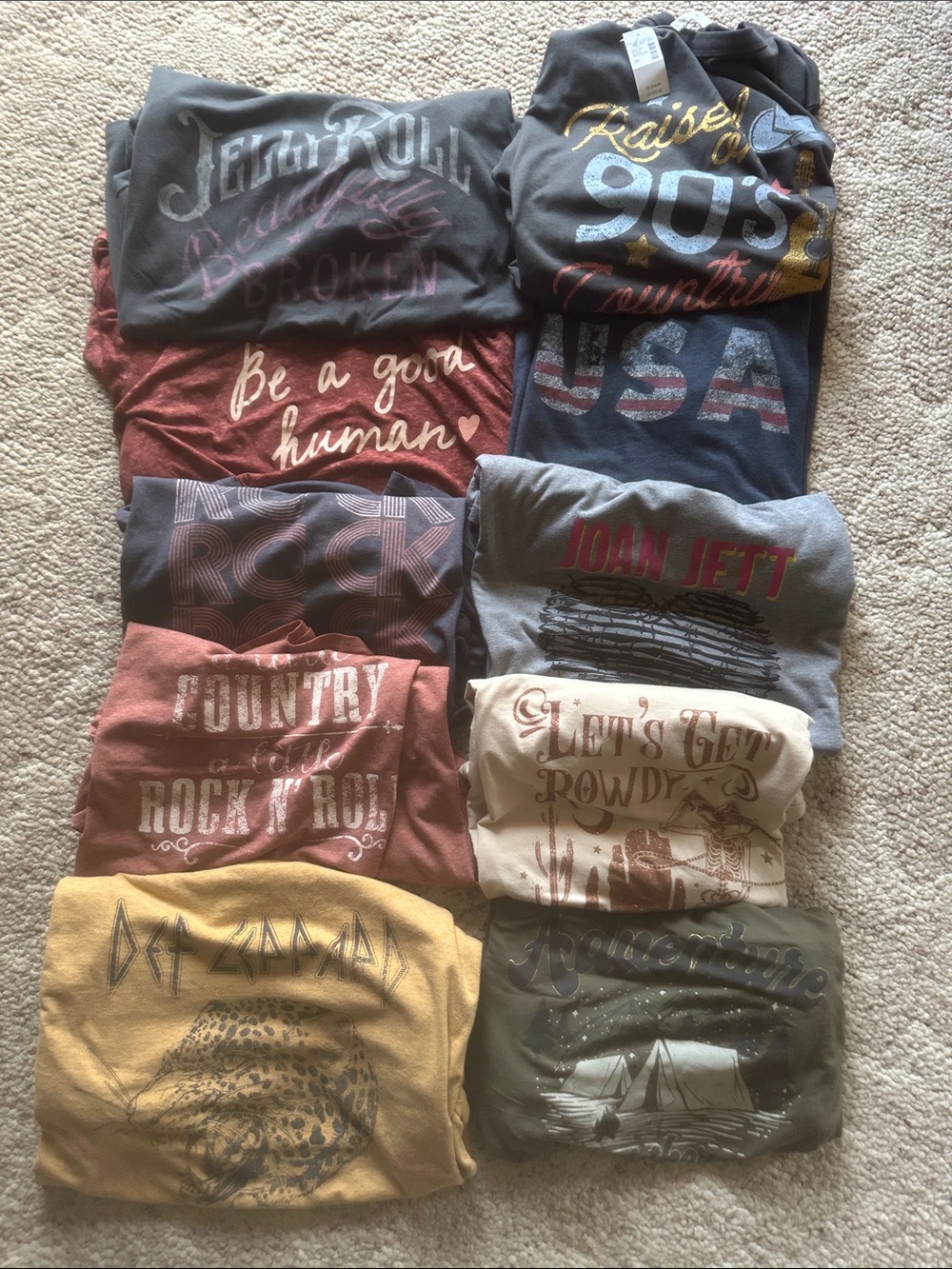 Maurice’s Womens Graphic Tees Lot of 10! Plus Size 2